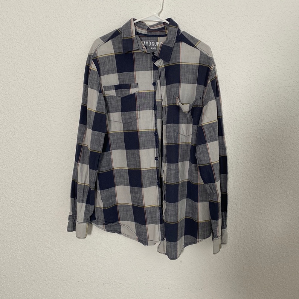 XL button up shirt